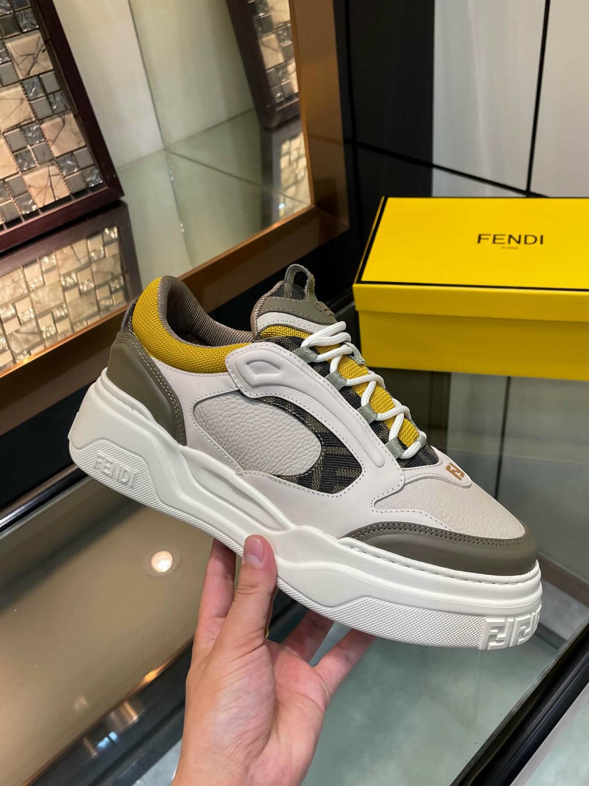 Fendi Sneaker Man-1